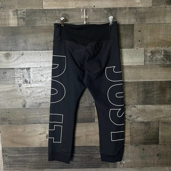 SOLD Nike Running Leggings Medium - Picture 4 of 4